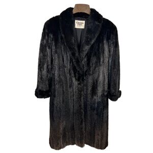 Christa Furs, St. Luis  Vintage Black Fur Coat, Excellent Condition